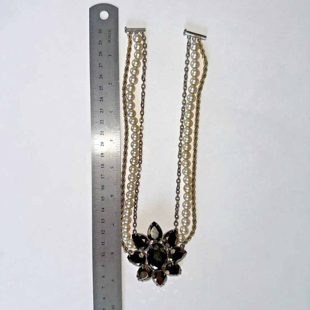 Unbranded Statement Necklace Women OS Gold Silver Pearl Black Crystal Excellent